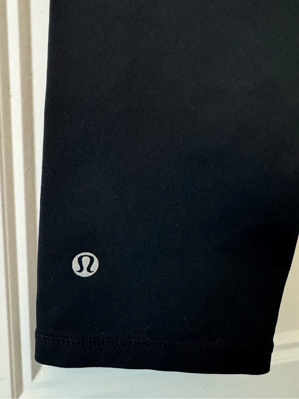 Lululemon Wunder Under Crop Leggings Black Size 6 Yoga Athletic